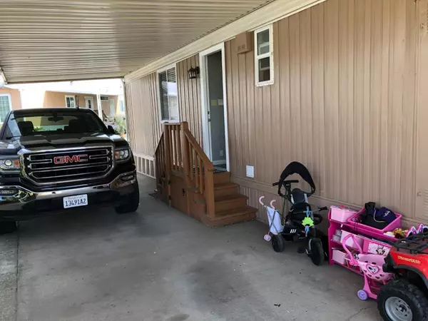 Salinas, CA 93906,Address not disclosed