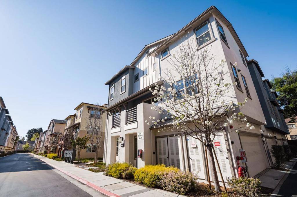 Santa Clara, CA 95051,Address not disclosed