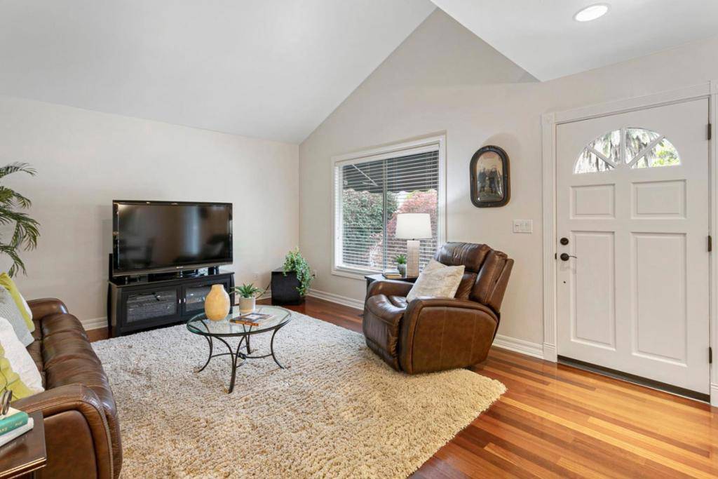 Santa Clara, CA 95051,Address not disclosed