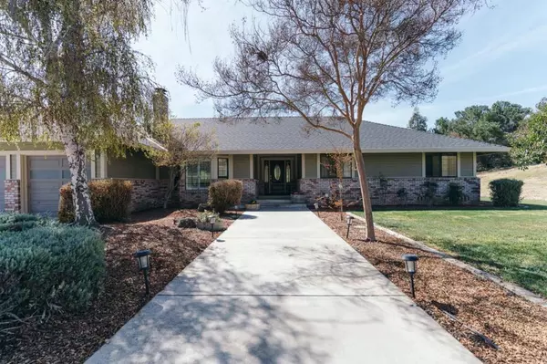 Hollister, CA 95023,Address not disclosed