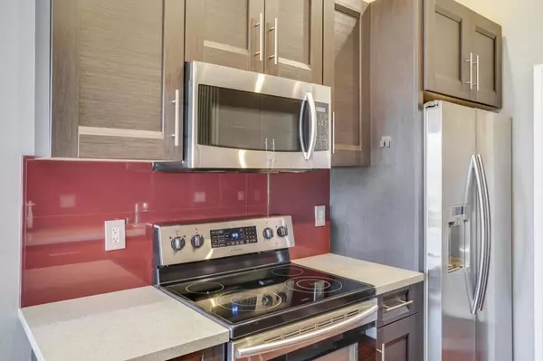 Foster City, CA 94404,1171 Compass LN #301