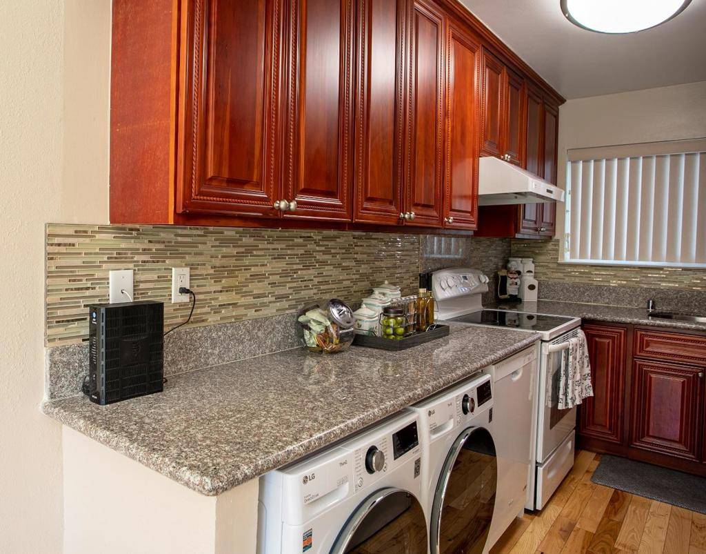 Santa Clara, CA 95051,Address not disclosed