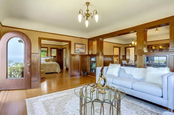 Pacific Grove, CA 93950,289 Lighthouse AVE