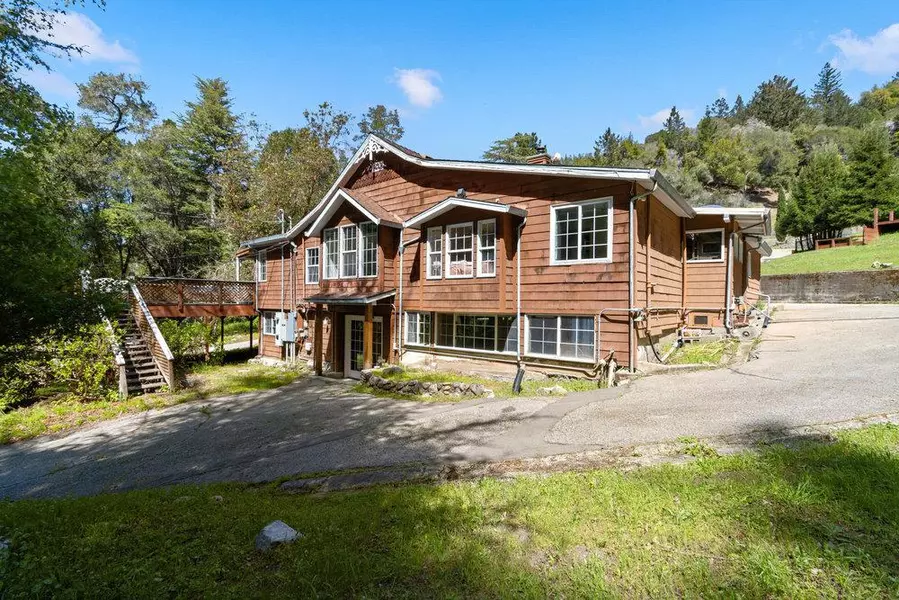 1003 Laurel Glen RD, Soquel, CA 95073