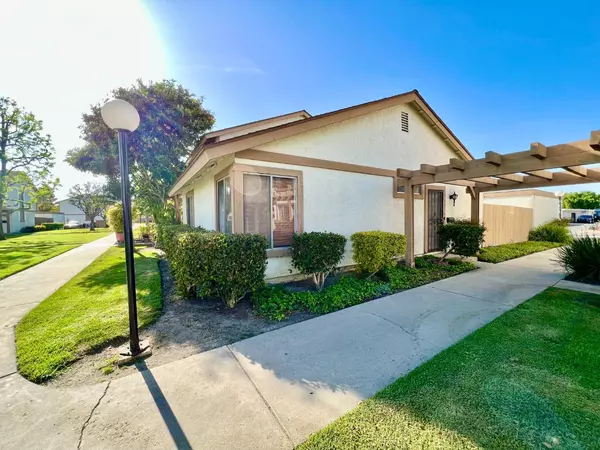 Santa Ana, CA 92707