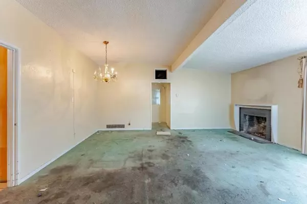 East Palo Alto, CA 94303,Address not disclosed