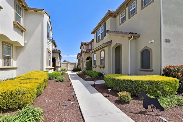 Gilroy, CA 95020,6 Caspian WAY