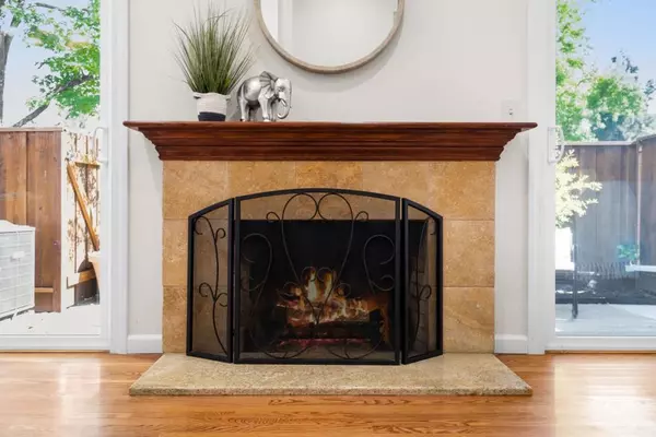 Cupertino, CA 95014,20255 Northglen SQ