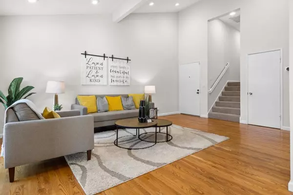 Cupertino, CA 95014,20255 Northglen SQ