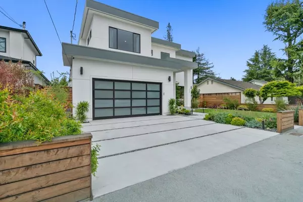 Mountain View, CA 94040,Address not disclosed