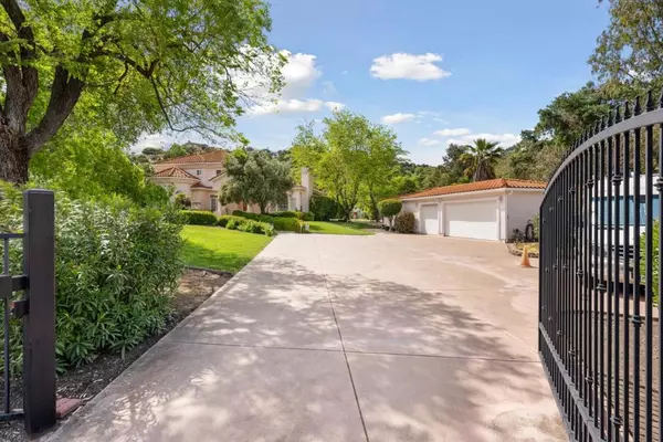 Morgan Hill, CA 95037,1190 Llagas RD