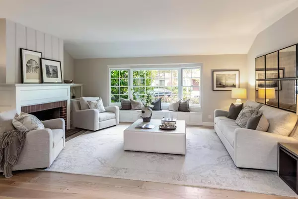 Palo Alto, CA 94301,Address not disclosed