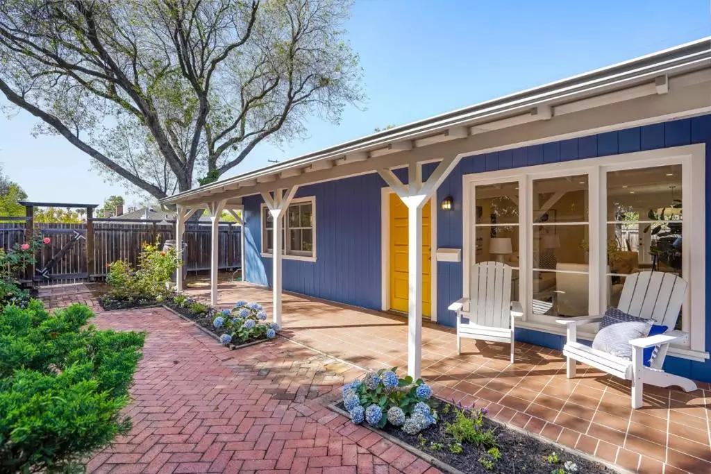 Palo Alto, CA 94303,4103 Middlefield RD