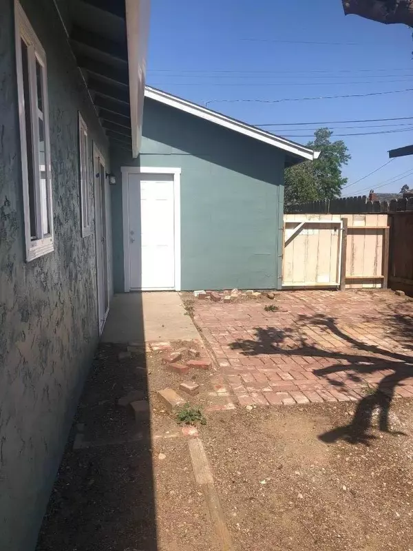 Greenfield, CA 93927,Address not disclosed