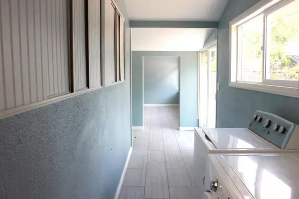 Saratoga, CA 95070,Address not disclosed