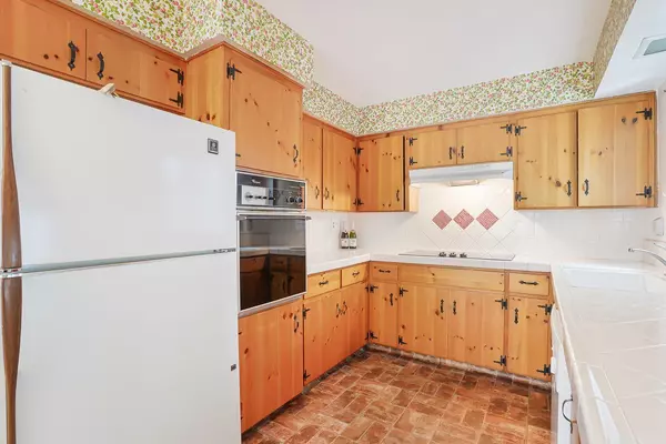 Scotts Valley, CA 95066,Address not disclosed