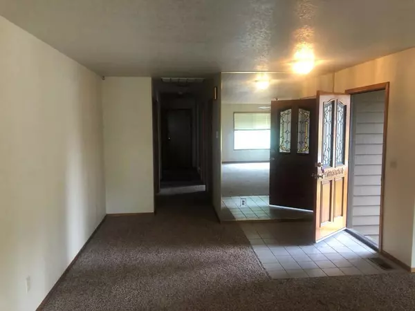 Ukiah, CA 95482,1460 Fir TER