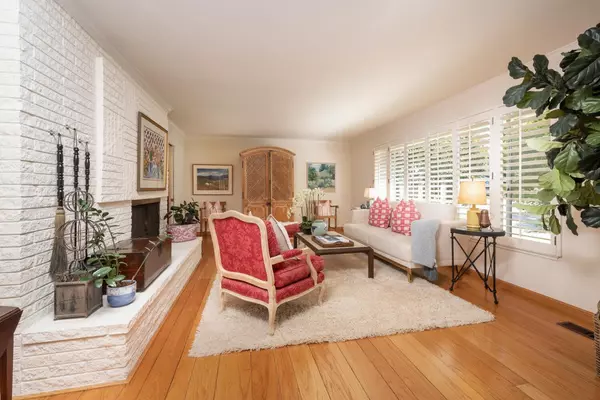 San Carlos, CA 94070,Address not disclosed