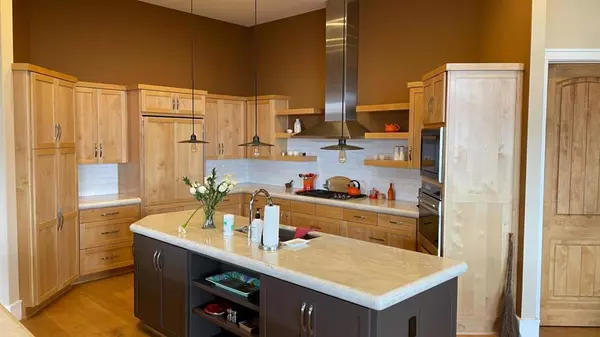 Soledad, CA 93960,35520 River RD