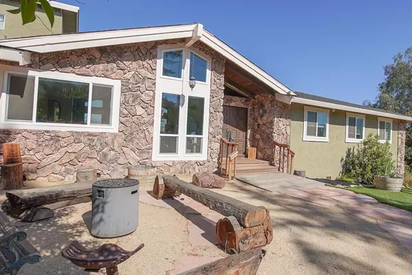 Hollister, CA 95023,Address not disclosed