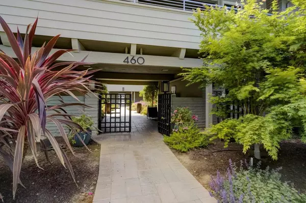 460 Lassen ST #5, Los Altos, CA 94022