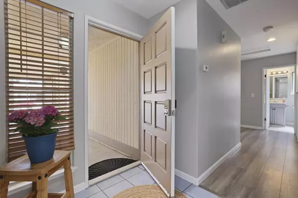 Tracy, CA 95376,Address not disclosed