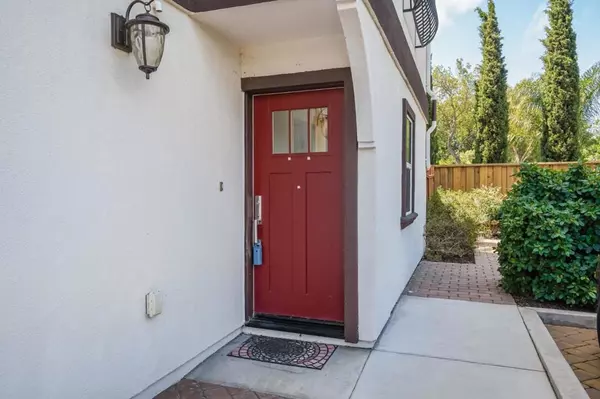 Newark, CA 94560,Address not disclosed