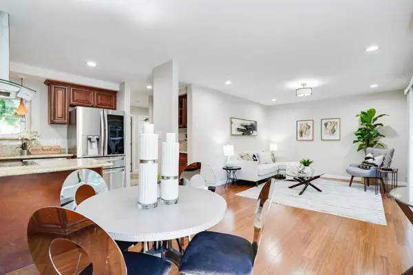 Mountain View, CA 94043,121 Flynn AVE #B