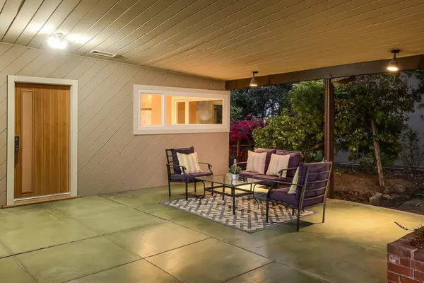 Redwood City, CA 94062,23 Don CT
