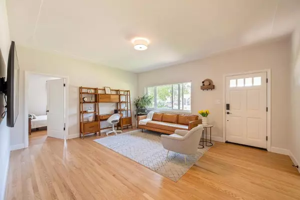 Mountain View, CA 94040,Address not disclosed