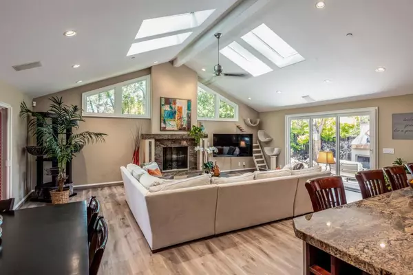 Sunnyvale, CA 94087,989 Coeur D Alene WAY