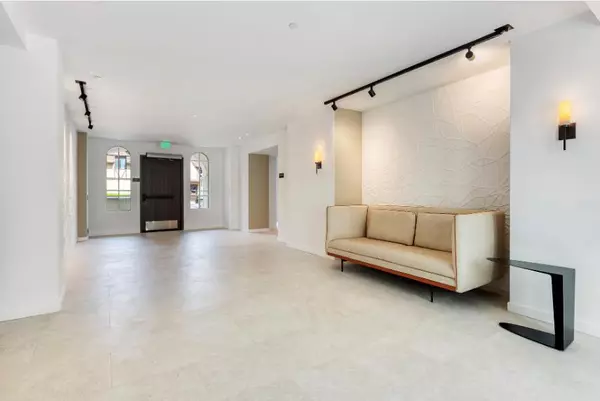 San Carlos, CA 94070,1501 Cherry ST #307