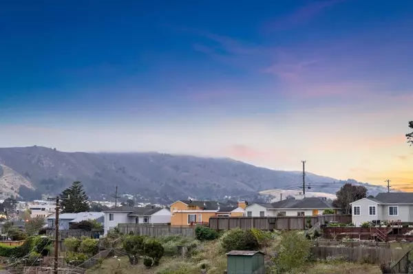 Daly City, CA 94015,1039 Nimitz DR