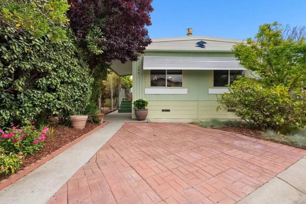 Capitola, CA 95010,Address not disclosed