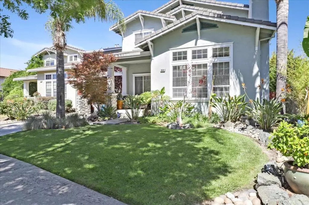 Gilroy, CA 95020,9048 Soledad ST