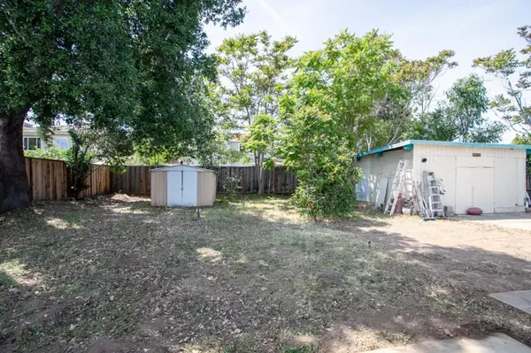 Cupertino, CA 95014,10481 N Stelling RD