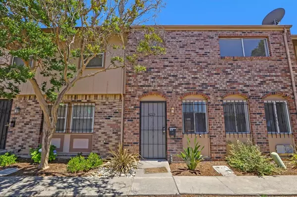 4223 Savannah LN, Sacramento, CA 95823