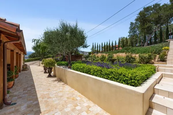 Carmel Valley, CA 93924,15 Horizon WAY