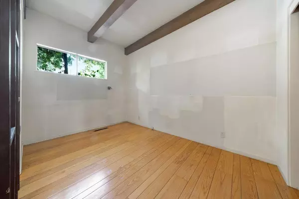 Menlo Park, CA 94025,Oak CT