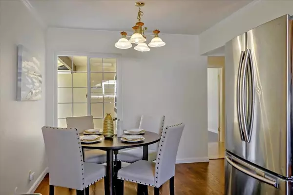 Sunnyvale, CA 94086,E Eveyln