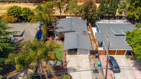 East Palo Alto, CA 94303,2813 Fordham ST