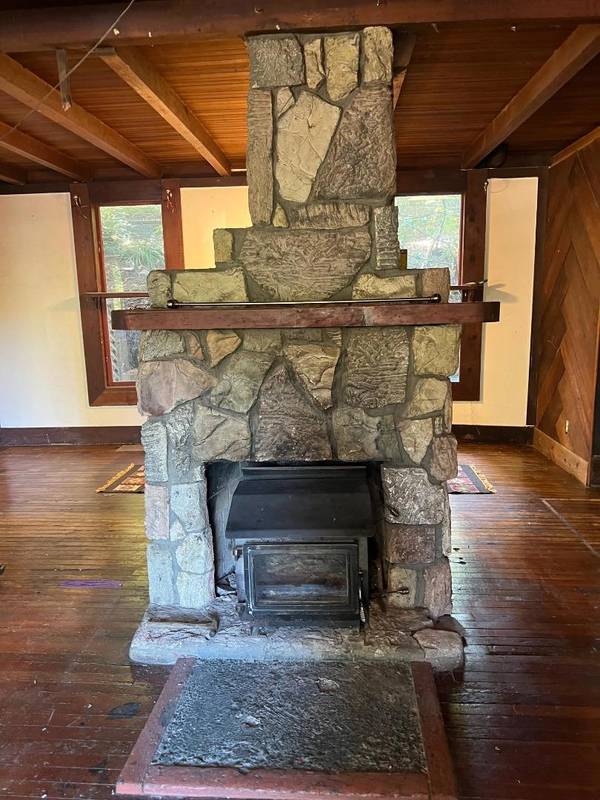CA 95007,11370 Clear Creek RD