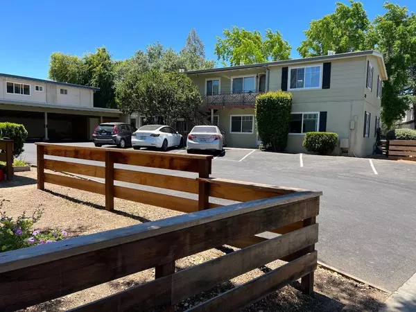 Mountain View, CA 94040,366 Camille CT