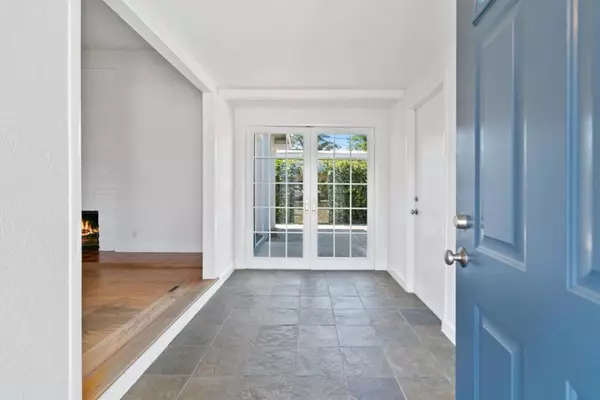Campbell, CA 95008,654 Albert WAY