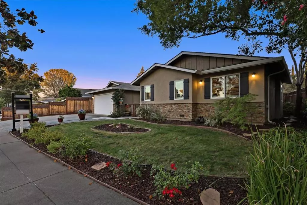 Campbell, CA 95008,3706 Century DR