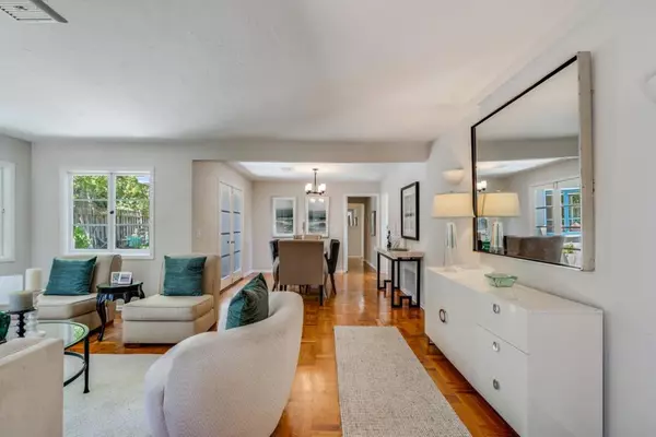 Palo Alto, CA 94303,831 Bruce DR