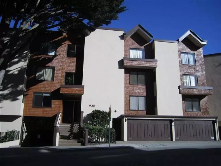 925 Corbett AVE #303, CA 94131