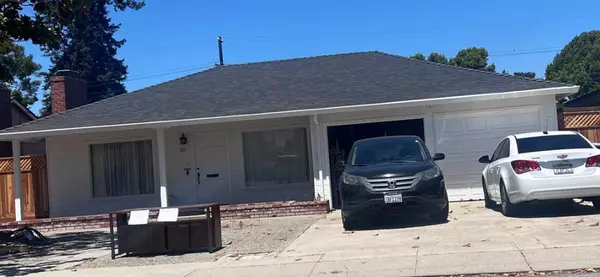 Salinas, CA 93906,333 Reata ST