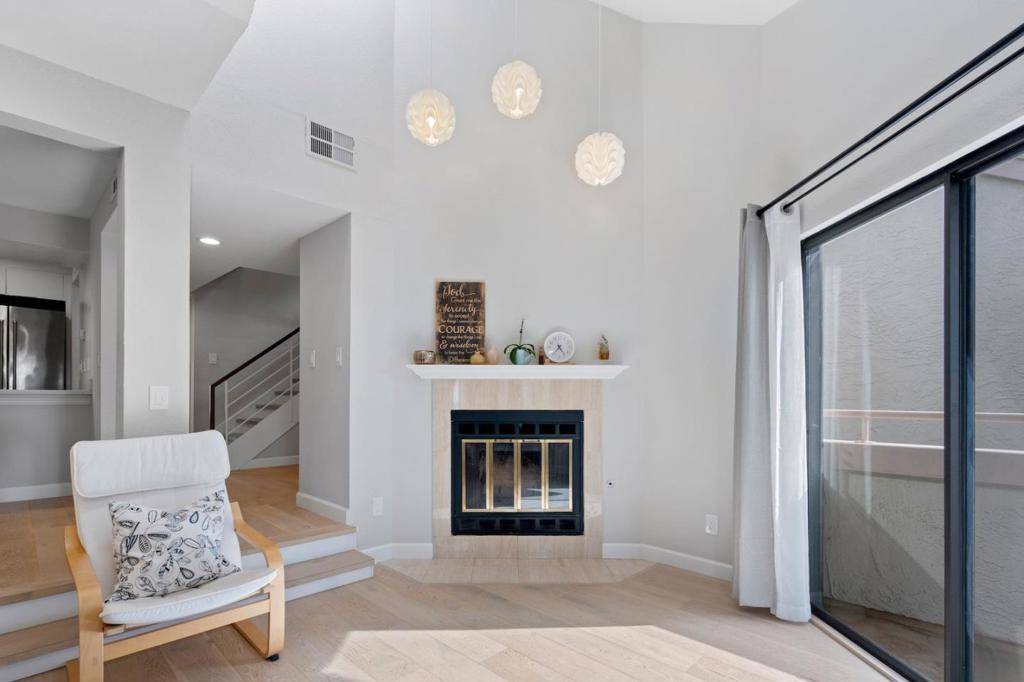 Palo Alto, CA 94306,3073 Middlefield RD #202