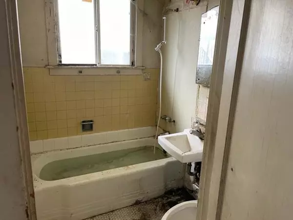 South San Francisco, CA 94080,116 Green AVE